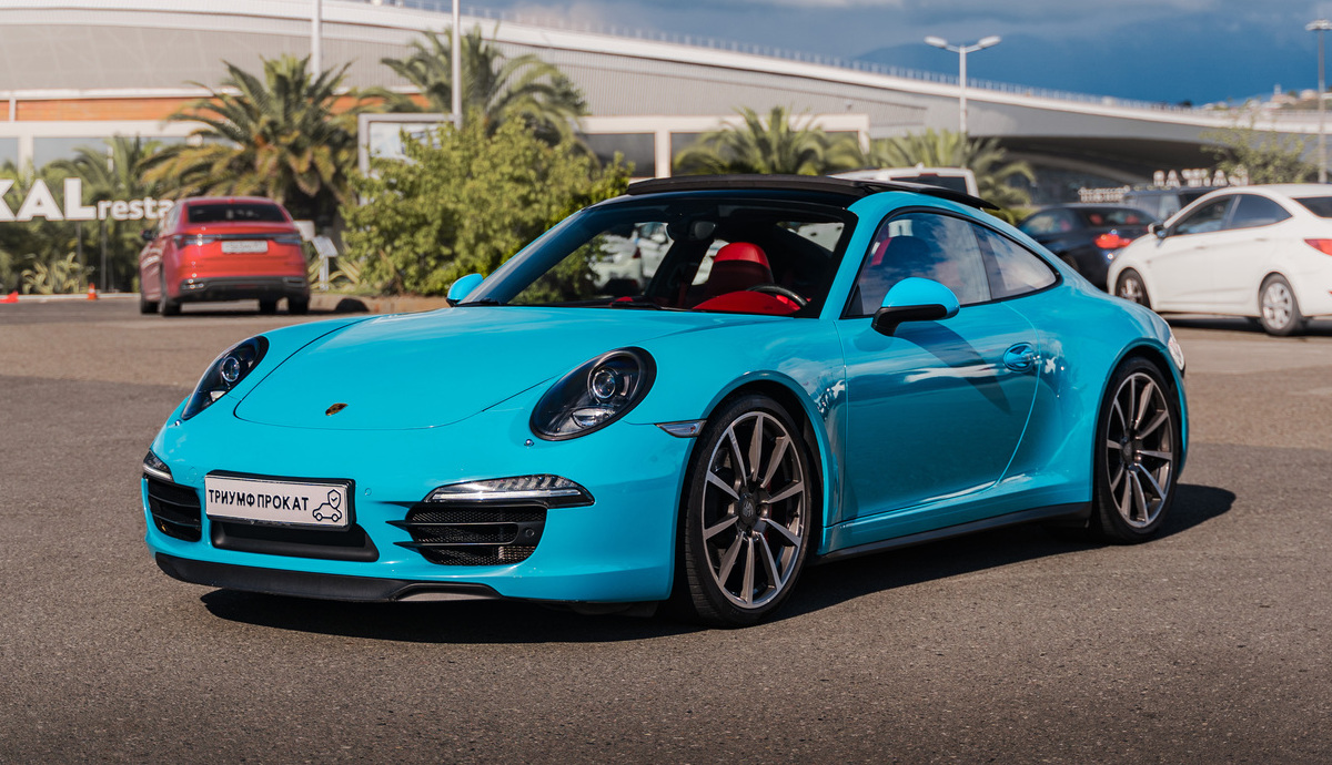 Porsche 911 Carrera 4S&nbsp;